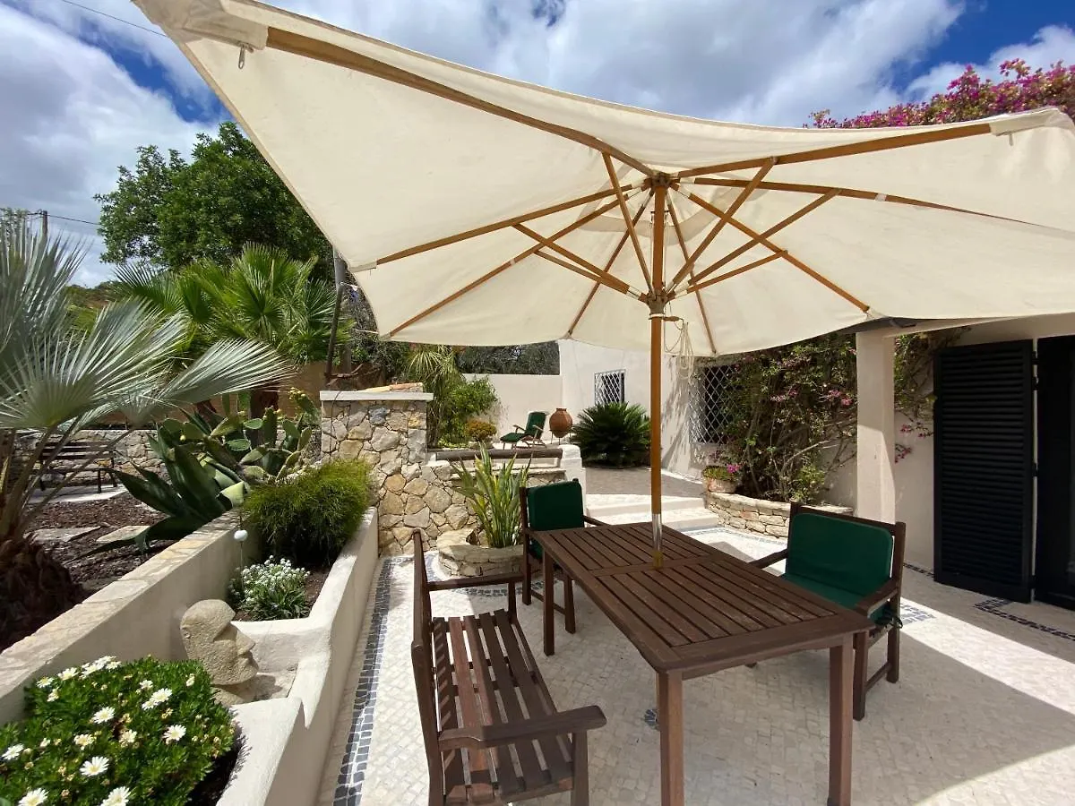 Adamah Vayu -Casa Serenida Loulé Bed and breakfast