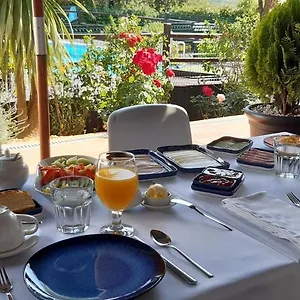  Bed and breakfast Aprahouseloule